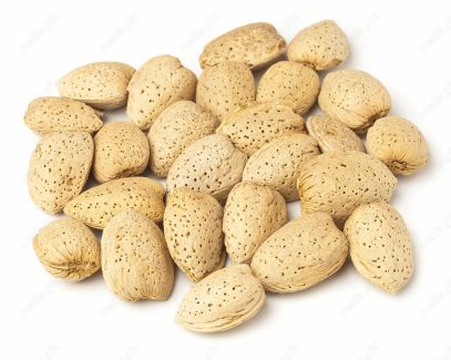 عکس با کیفیت بادام درختی پس زمینه سفید MJ004127