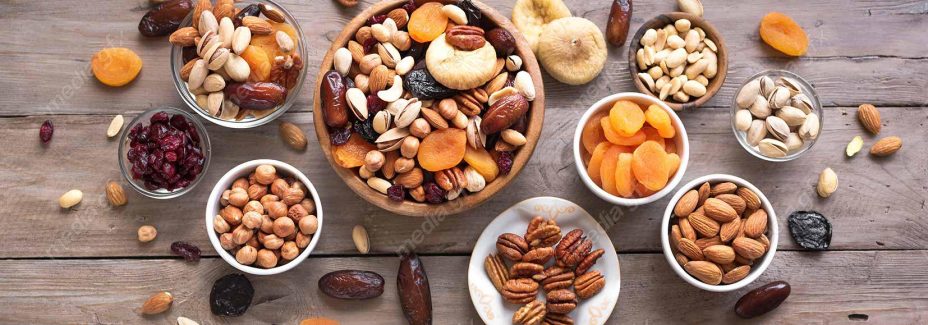 عکس با کیفیت پس زمینه انواع آجیل مغز در ظرف های متنوع  MJ004186