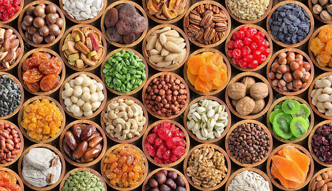 عکس با کیفیت پس زمینه انواع آجیل مغز در ظرف های متنوع  MJ004190