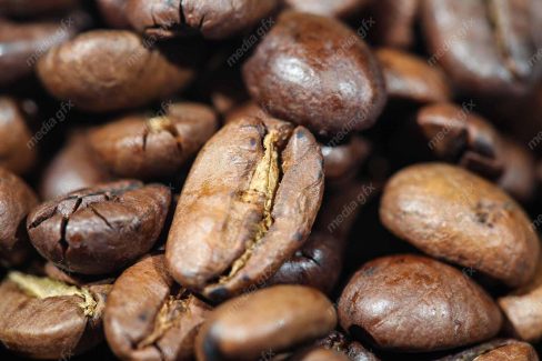 عکس بسیار با کیفیت دانه های قهوه از فاصله نزدیک MJ004465