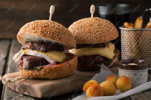 دانلود رایگان عکس با کیفیت همبرگر، فست فود و سیب زمینی MJ004730