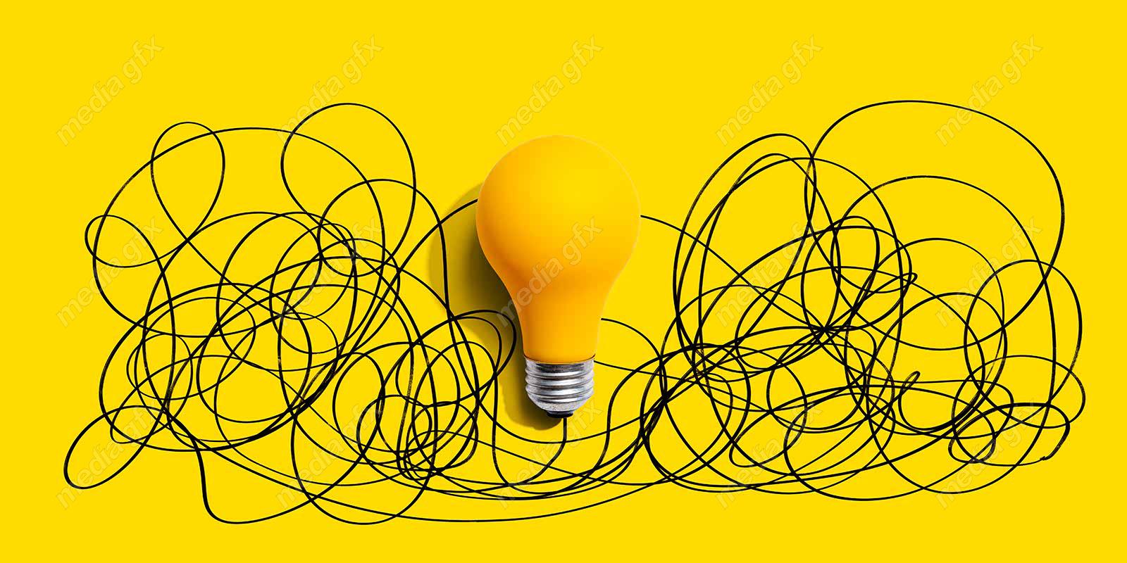 دانلود رایگان عکس با کیفیت بنر و پس زمینه روشن کردن موضوع ایده های پیچیده با لامپ MJ002843
