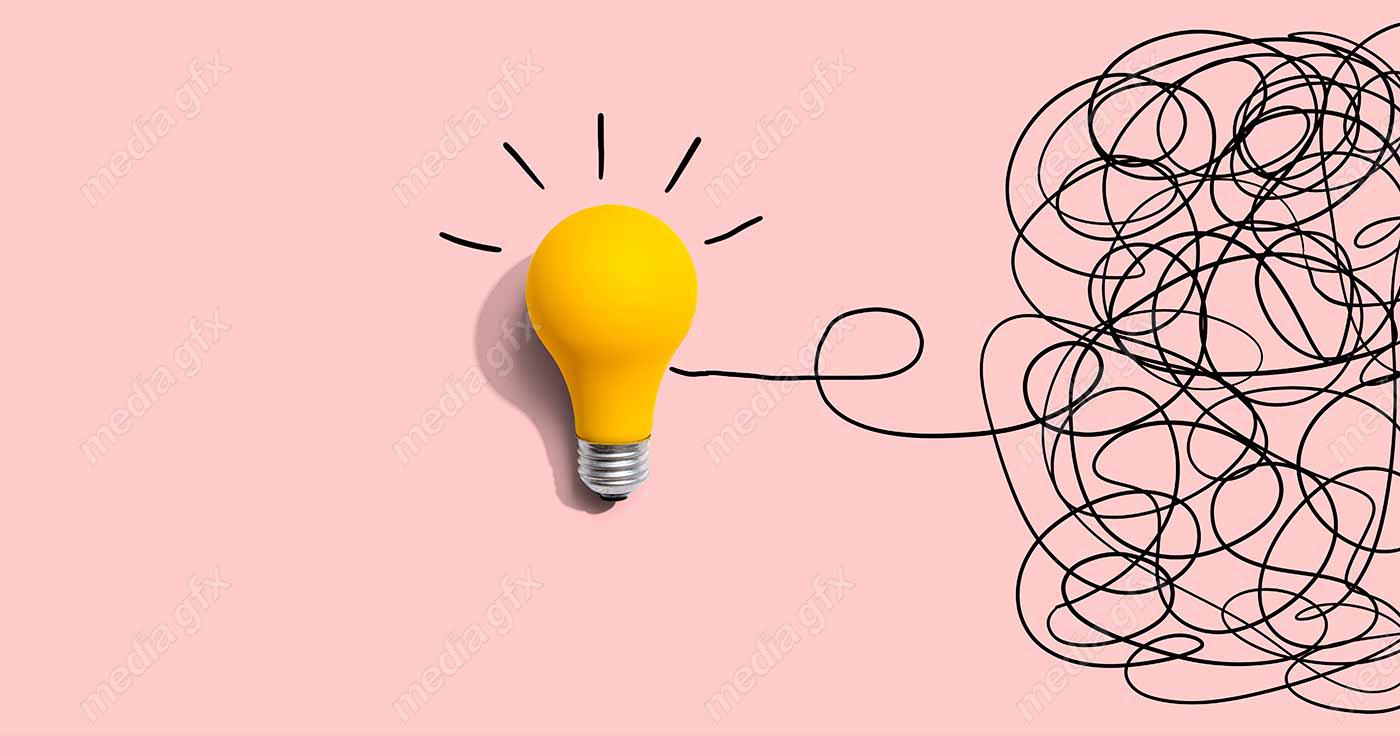 دانلود رایگان عکس با کیفیت بنر و پس زمینه روشن کردن موضوع ایده های پیچیده با لامپ MJ002862