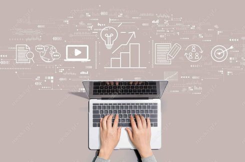 عکس با کیفیت بنر و بیلبورد مفهوم بازاریابی و تولید محتوا MJ002895