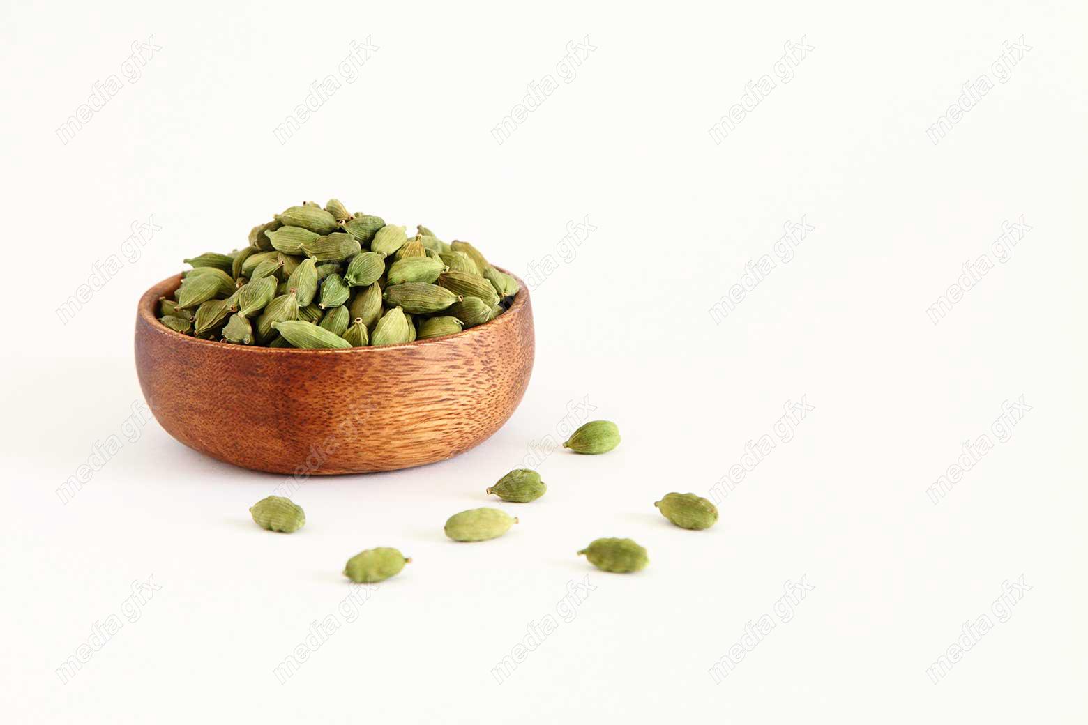 عکس با کیفیت هل پس زمینه سفید MJ003134