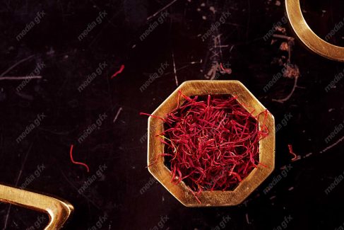 دانلود رایگان عکس با کیفیت زعفران MJ003146