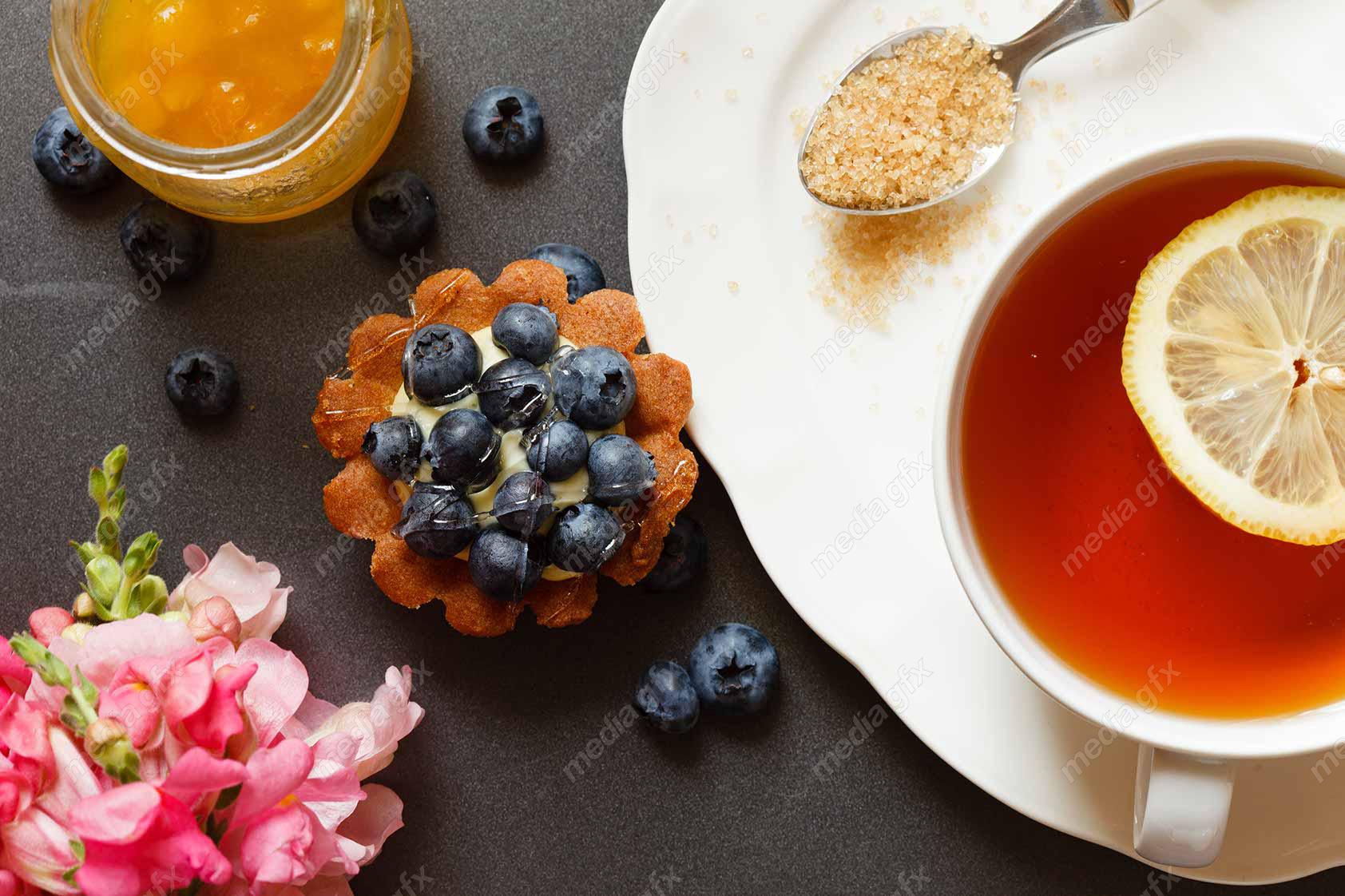 دانلود رایگان عکس با کیفیت دمنوش به لیمو با شکر قهوه ای و بلوبری MJ004763