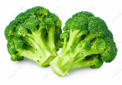 عکس با کیفیت کلم بروکلی پس زمینه سفید MJ005926