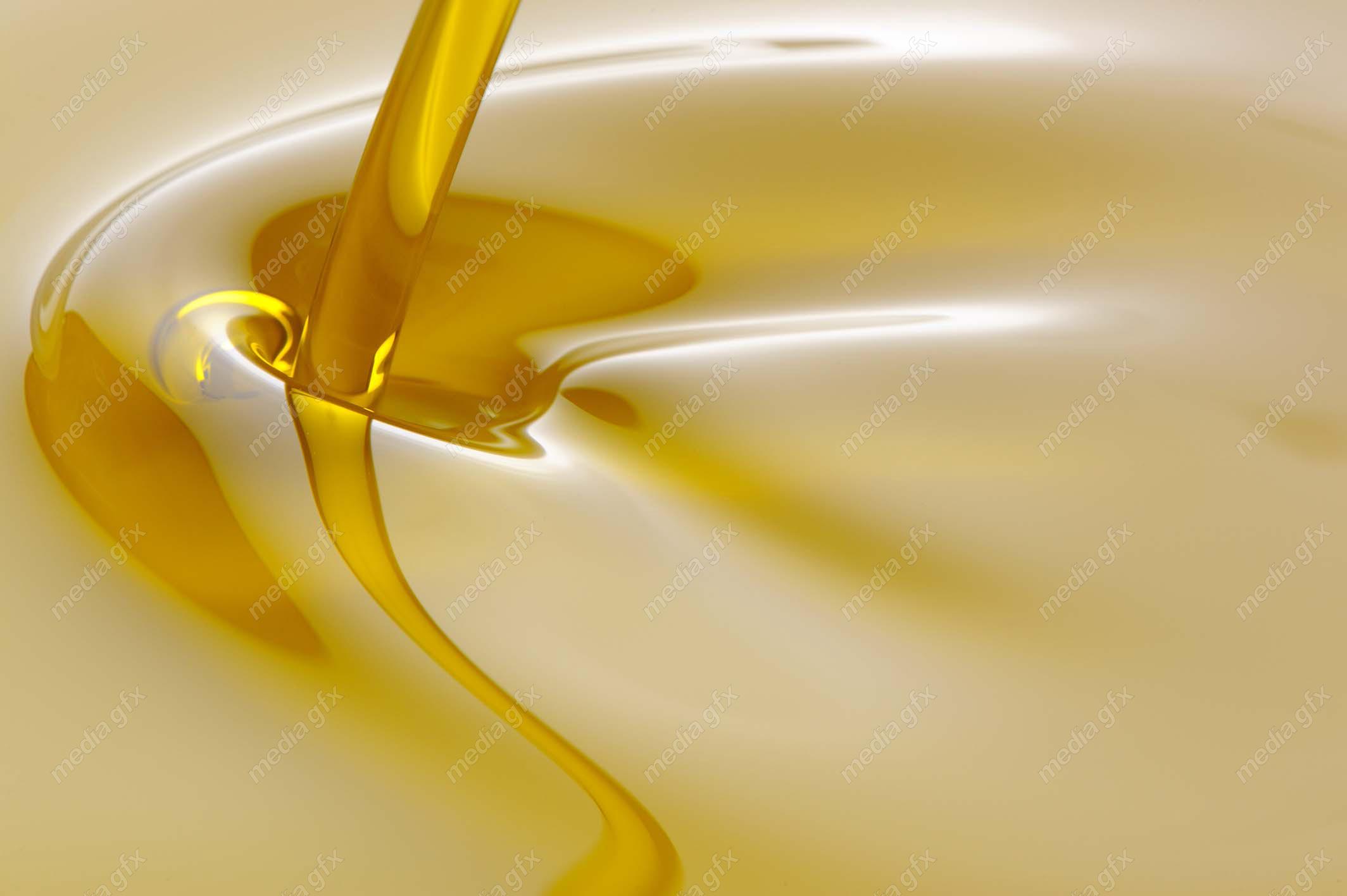 عکس با کیفیت روغن زیتون MJ006067