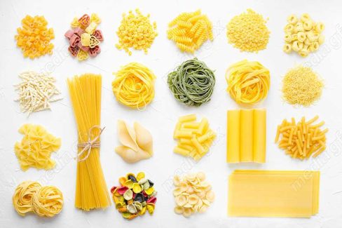 عکس با کیفیت پاستا و ماکارونی پس زمینه سفید MJ006697