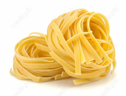 عکس با کیفیت پاستا و ماکارونی پس زمینه سفید MJ006703